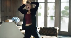 Watch Taylor Swift dance her heart out!